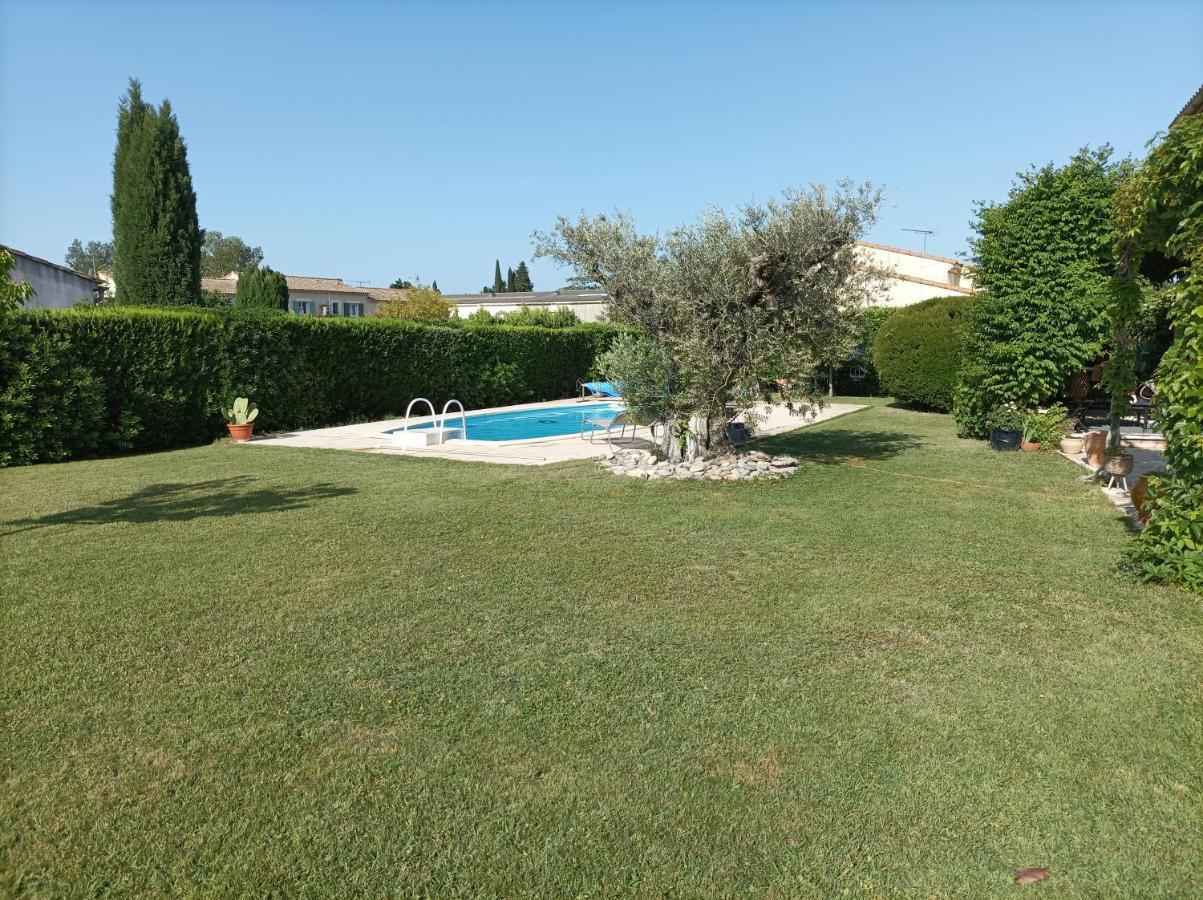 Chambre D'Hote Au Coeur Des Alpilles Mouries Εξωτερικό φωτογραφία